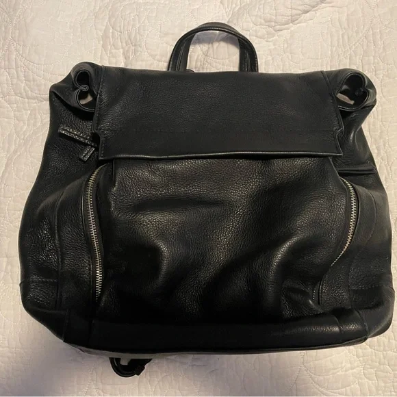 Vince Camuto | Bags | Vince Camuto Min Pebbled Leather  display picture 3